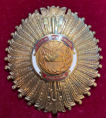 null Pérou - Ordre du Mérite pour Services distingués, fondé en 1950, ensemble de...