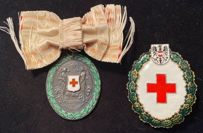 Autriche - Croix-Rouge, lot de deux : une...
