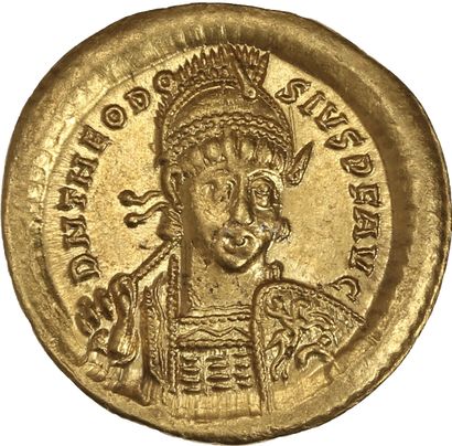 THÉODOSE II (408-450).

Solidus. Constantinople...