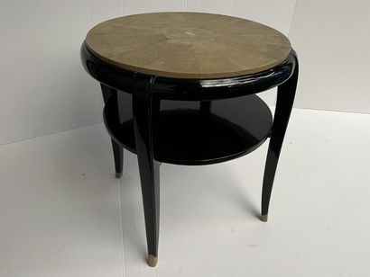 null Art Deco style pedestal table, black lacquered, 

the tray and the sabots covered...