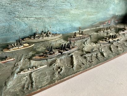 null DIORAMA in polychrome wood representing a naval battle.
19 x 46,5 x 13,5 cm.



---
COLLECTION...