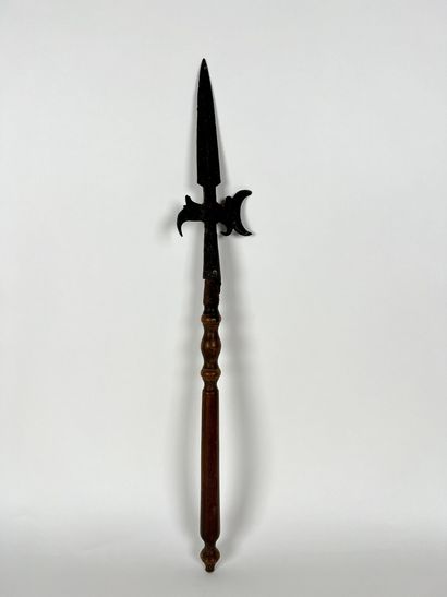 null IRON OF HALBERD
L. 65,5 cm.



---
COLLECTION by APPOINTMENT and PRESENTATION...