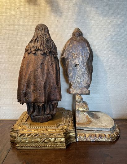 null STATUTE Saint Antoine in polychrome carved wood.
End of the XVIIth century.
(Accidents...