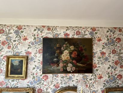 null Frédéric DE MONTALAND (1850-1911)
Jeté de roses
Huile sur toile, signée en bas...