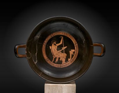 KYLIX WITH RED FIGURES type 