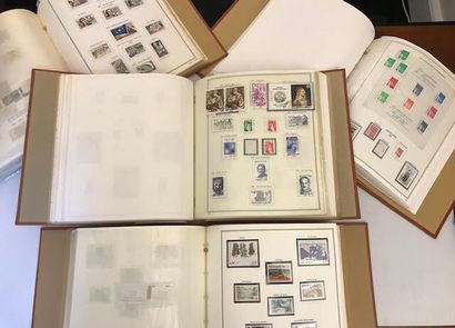 null Quatre volumes

Collection de France classique N°1/6 obl, 9*, 15 obl et 33*...