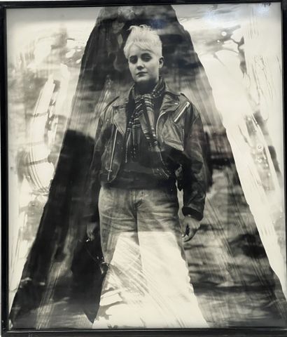 null Louis JAMMES (né en 1958)
"Bag people"
composé de 9 photographie, encadrées
60...