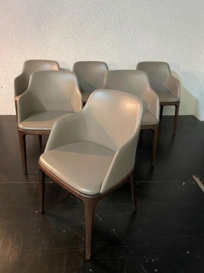 null Emmanuel GALLINA
Suite of six chairs model " Grace ", oak structure, grey leather...