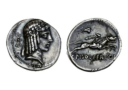 null CALPURNIA (67 av. J.-C.)
Denier.
Tête d'Apollon à droite.
R/ Cavalier au galop...