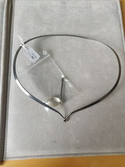 Georg Jensen
Rigid silver necklace supporting...