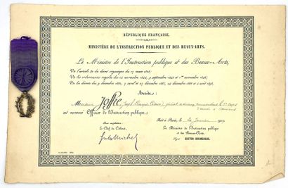 null 1909, Palmes académiques, palmes d'officier de l'instruction publique in gilt...