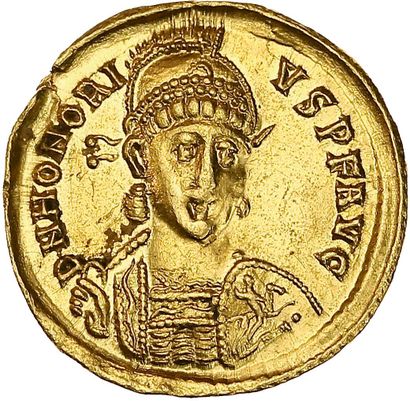 null EMPIRE : HONORIUS (393-423) 
Solidus d'or. Constantinople. 4,45 g.
Son buste...