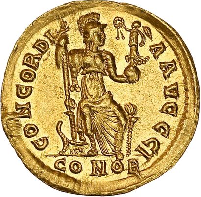 null EMPIRE : HONORIUS (393-423) 
Solidus d'or. Constantinople. 4,45 g.
Son buste...