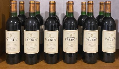 12 bouteilles Château TALBOT, 4° cru Saint-Julien...
