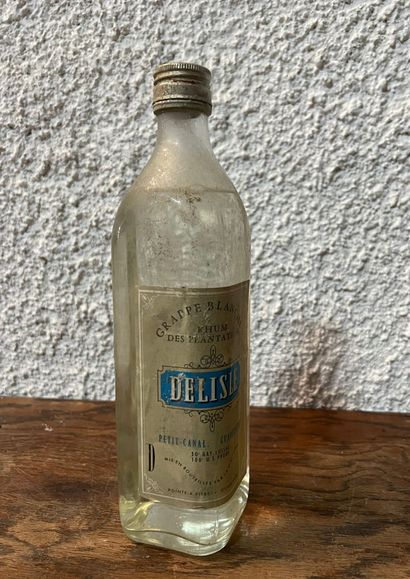 1 bouteille RHUM blanc, Delisle (MB)