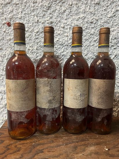 4 bouteilles Château RIEUSSEC, 1° cru Sauternes...