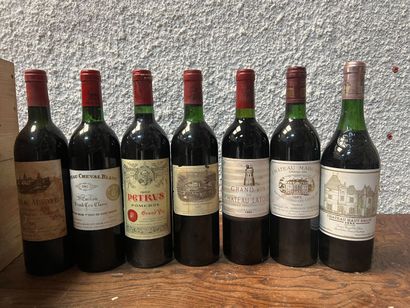 7 bouteilles PREMIERS CRUS 1982 (Petrus,...