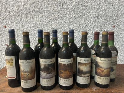 null 12 bouteilles DIVERS (Cahors, Buzet, Aix-en-Provence)