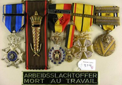 BELGIQUE LOT DE SIX DÉCORATIONS: Ordre de Léopold II, une croix de chevalier à légende...