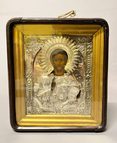 null ORTHODOX ICONE - 19th century
"The Christ
Tempera on panel.
Silver riza.
30.5...