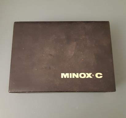 MINOX C. ultra miniature camera
Dans son...
