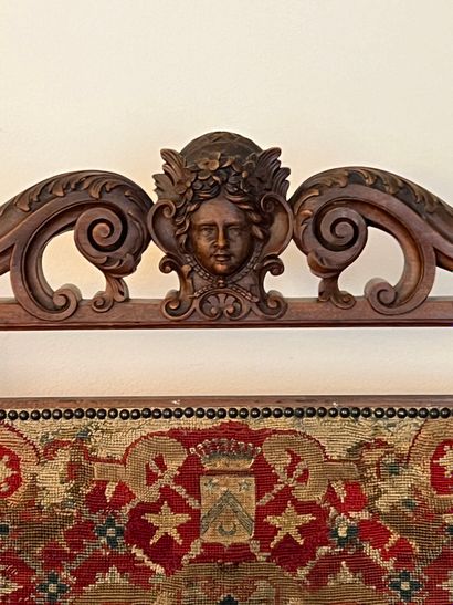 null CHIMNEY SCREEN in carved natural wood decorated with mascaron, shells and clasps
Louis...