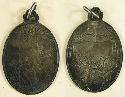 null Médaille d'une compagnie d'archers de Clermont-Ferrand, médaillon ovale en argent...