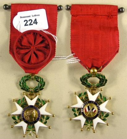 null Ordre de la Légion d'honneur, IIIe République, étoile d'officier en or et émail,...