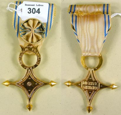 null Ordre du Mérite Saharien, créé en 1958, insigne d'officier en vermeil, poinçon...