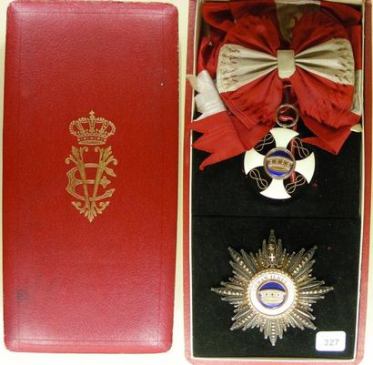 ITALIE Ordre de la Couronne d'Italie, fondé en 1868, ensemble complet de grand-croix...