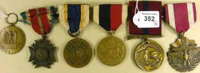 ETATS-UNIS D'AMERIQUE Lot de sept médailles: Médaille pour Service Méritant (MSM),...