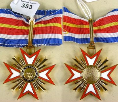 ETATS-UNIS D'AMERIQUE Société de Vétéran: «Veterans of Foreign Wars», croix de commandeur...