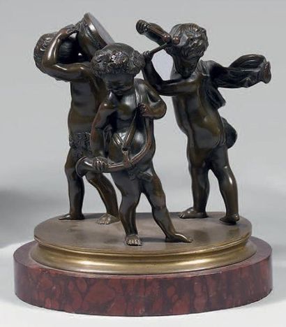 null Statuette en bronze patiné: ronde d'enfants musiciens, d'après Clodion. Socle...