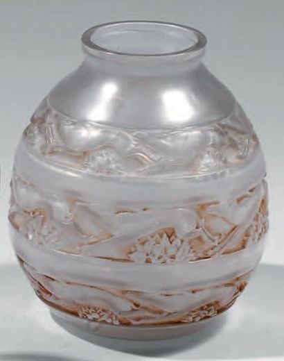 RENE LALIQUE (1860-1945) Vase "Soudan". Épreuve de tirage industriel réalisée en...