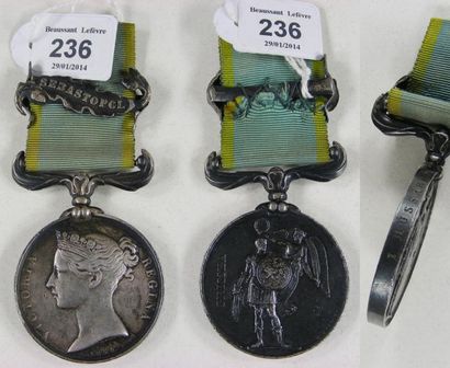 Angleterre - Médaille de Crimée, signée Wyon,...
