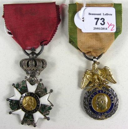 Lot de deux décorations: Légion d'honneur,...