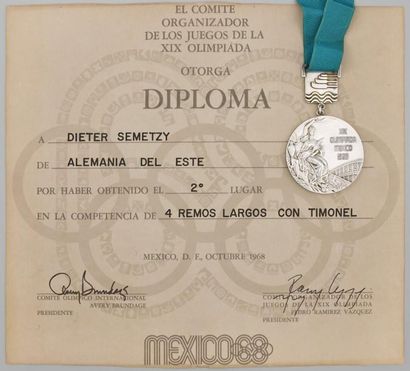null Mexico 1968, XIXe Jeux Olympiques d'été, médaille d'argent de vainqueur et son...