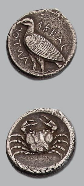 null SICILE Agrigente (464-450 av. J.-C.) Tétradrachme. 17.18 g. Aigle debout à gauche....