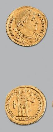 null VALENS (364-378) Solidus. 4,17 g. Antioche. Son buste diadémé et drapé à droite....