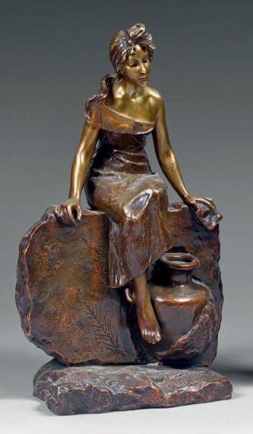 Emmanuel VILLANIS (1858-1914) Histoire Statuette en bronze à deux patines représentant...