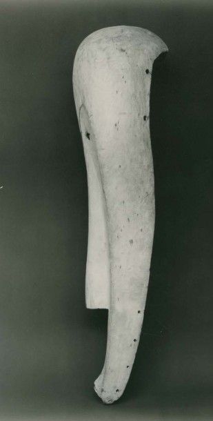 Walker Evans (1903-1975) Masque Fang. Tirage argentique, 1935. 240 x 187 mm. Numéroté...