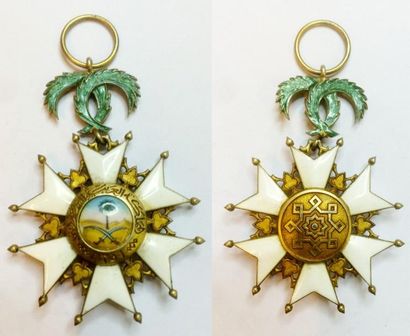 ARABIE SAOUDITE Ordre du roi Abdulaziz, fondé en 1953, étoile de chevalier du 2e...