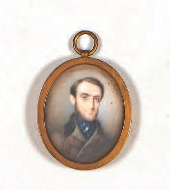 École Française du XIXe siècle 
Portrait d'homme
Miniature 3,7 x 3 cm, ovale