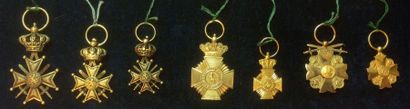 BELGIQUE Lot de sept décorations miniatures en or, poinçon à la tête d'aigle: trois...