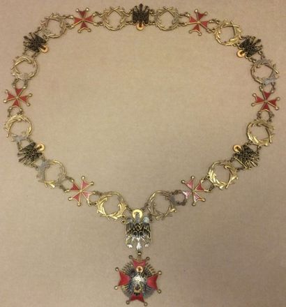 Espagne Ordre de Cisnéros, fondé en 1944, grand collier en bronze doré et émail composé...