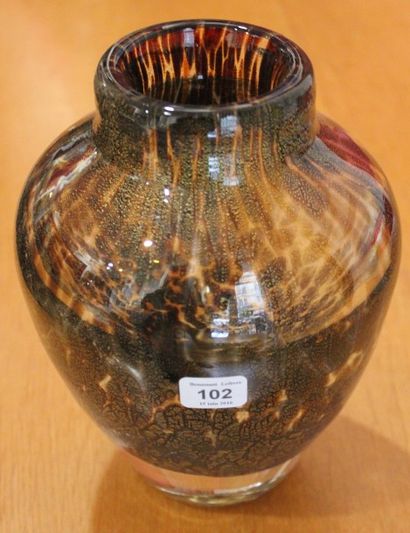Jean-Claude NOVARO (1953-2015) 
Vase de forme ovoïde à petit col droit.
Épreuve réalisée...