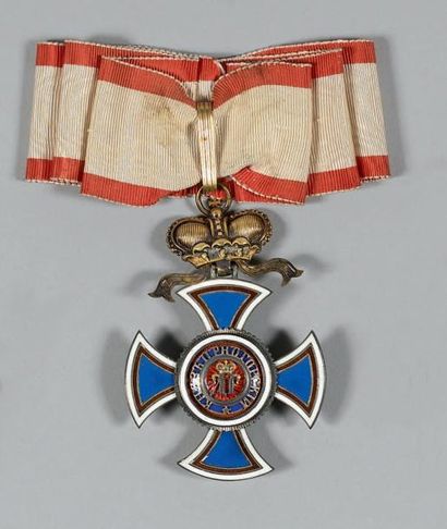 null Croix de 3e classe (commandeur) du second modèle en usage après 1873 en vermeil...