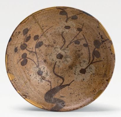Fours de Karatsu - Époque MOMOYAMA-EDO (1573-1603), XVIe -XVIIe siècle 
Chawan (bol...