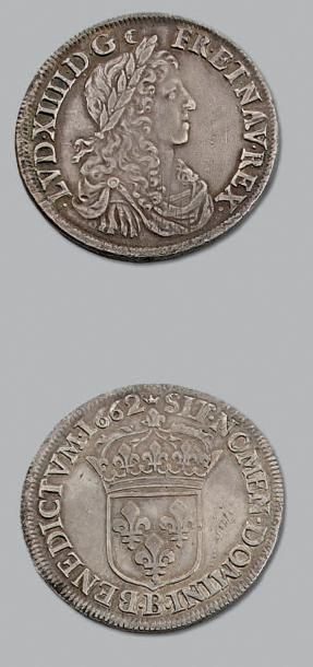 null LOUIS XIV (1643-1715)
Demi écu au buste juvénile. 1662. Rouen.
D. 1484. TTB...