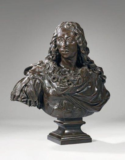 D'après Antoine COYSEVOX Buste du Grand Condé en cuirasse, sur un piédouche, en bronze...